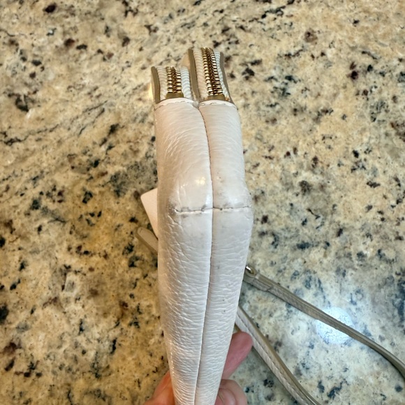 Coach Off-White Leather Wristlet - Picture 8 of 9